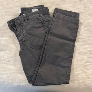 Essential khaki 32x30